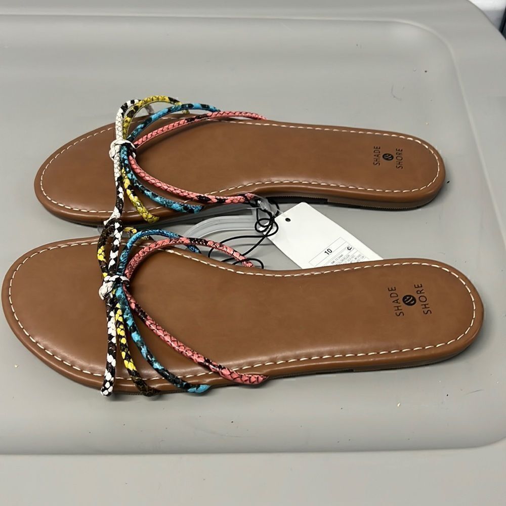 Sandals   - Picture 2 of 4